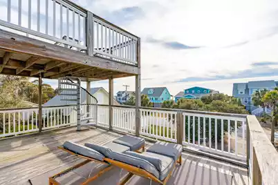 904 Arctic Avenue E, Folly Beach, SC 29439 - Photo 2