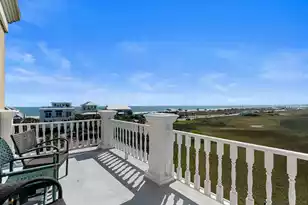 1024 Ashley Ave W, Folly Beach, SC 29439 - Photo 64