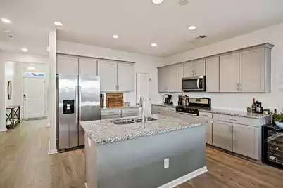 622 Pendleton Drive, Moncks Corner, SC 29461 - Photo 8
