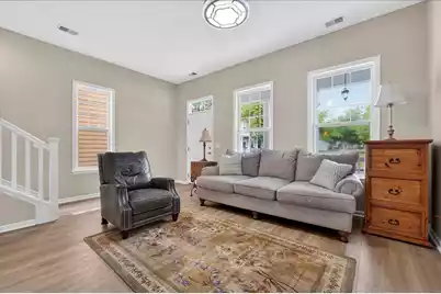 121 Hyacinth Street, Summerville, SC 29483 - Photo 6