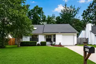 8313 Whitehaven Dr, North Charleston, SC 29420 - Photo 2