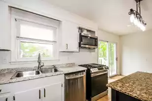 2373 Otranto Rd, North Charleston, SC 29406 - Photo 6