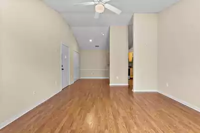 188 Midland Parkway #Apt 212, Summerville, SC 29485 - Photo 6