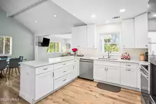 414 Porpoise Dr, Ladys Island, SC 29920 - Photo 10