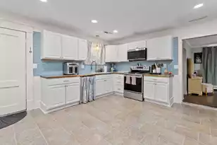 205 Bristow Dr, Summerville, SC 29483 - Photo 10