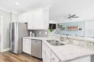 2263 Marsh Dr N, Mount Pleasant, SC 29466 - Photo 16