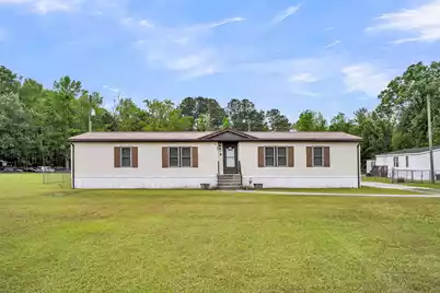 395 Embassy Drive, Summerville, SC 29483 - Photo 1