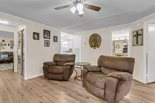 395 Embassy Dr, Summerville, SC 29483 - Photo 6