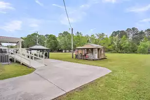 395 Embassy Dr, Summerville, SC 29483 - Photo 36