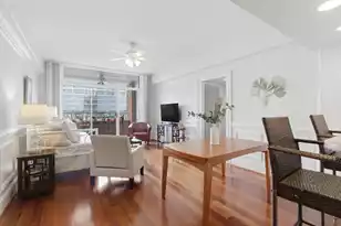 14 Lockwood Dr #3H, Charleston, SC 29401 - Photo 2