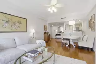 14 Lockwood Dr #9J, Charleston, SC 29401 - Photo 20