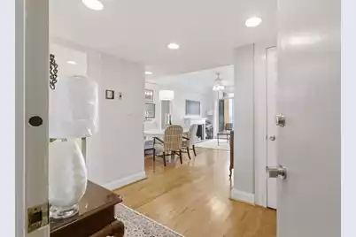 14 Lockwood Drive #Apt 9J, Charleston, SC 29401 - Photo 2