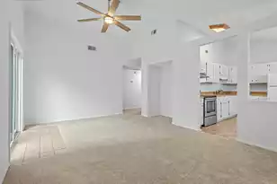 104 Tweed Ct, Summerville, SC 29486 - Photo 4