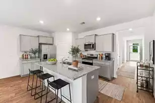 186 Lagoona Dr, Summerville, SC 29483 - Photo 2