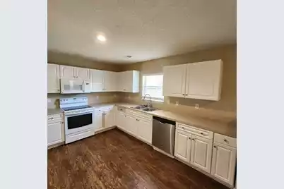 103 Lakewood Drive, Summerville, SC 29485 - Photo 4