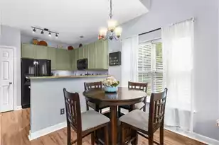 400 Chinquapin Dr, Summerville, SC 29485 - Photo 10