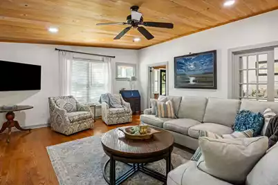 212 Hudson Avenue E, Folly Beach, SC 29439 - Photo 18