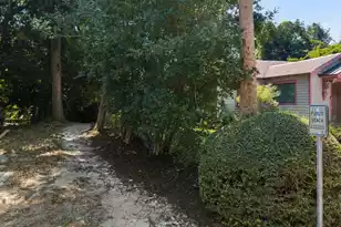 212 Hudson Ave E, Folly Beach, SC 29439 - Photo 10