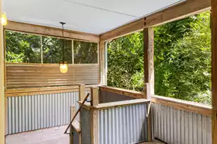 212 Hudson Ave E, Folly Beach, SC 29439 - Photo 10