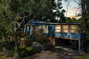 212 Hudson Ave E, Folly Beach, SC 29439 - Photo 6