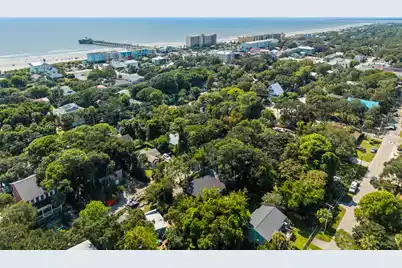 212 Hudson Avenue E, Folly Beach, SC 29439 - Photo 38