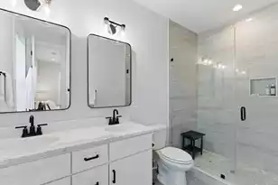 50 Aiken St #B, Charleston, SC 29403 - Photo 24