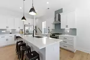 50 Aiken St #B, Charleston, SC 29403 - Photo 8