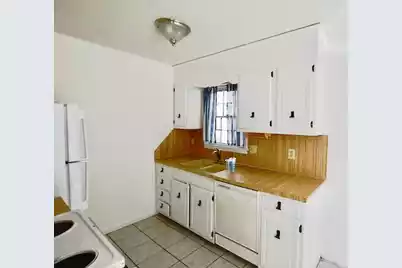 910 Sea Gull Drive #B, Mount Pleasant, SC 29464 - Photo 8