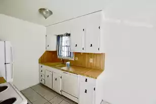 910 Sea Gull Dr, Mount Pleasant, SC 29464 - Photo 8