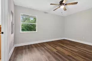 217 Tupperway Dr, Summerville, SC 29483 - Photo 6
