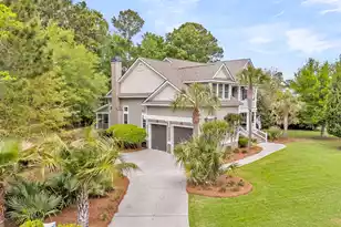 1563 Capel St, Mount Pleasant, SC 29466 - Photo 4