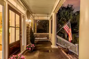 1563 Capel St, Mount Pleasant, SC 29466 - Photo 10