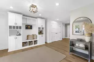 978 Law Ln, Mount Pleasant, SC 29464 - Photo 4