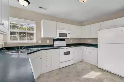 1004 Cobblestone Boulevard, Summerville, SC 29486 - Photo 16