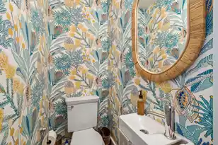 18 Water St, Charleston, SC 29401 - Photo 28