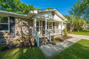 245 Mary Scott Dr, Goose Creek, SC 29445 - Photo 2
