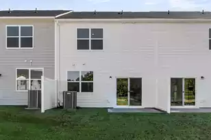 513 Townsford Ln, Moncks Corner, SC 29461 - Photo 4