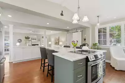 1120 Deleisseline Boulevard, Mount Pleasant, SC 29464 - Photo 24