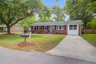 2415 Terrell St, Charleston, SC 29414 - Photo 4