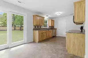 2415 Terrell St, Charleston, SC 29414 - Photo 14