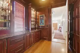 7 Legare St, Charleston, SC 29401 - Photo 10