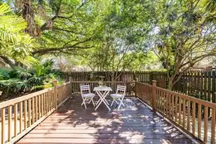 820 Natchez Cir, Mount Pleasant, SC 29464 - Photo 2