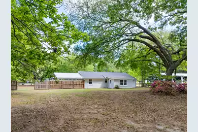 102 Bonneau Street, Bonneau, SC 29431 - Photo 14