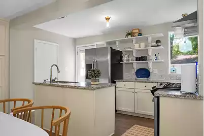 1010 Bradford Avenue, Charleston, SC 29412 - Photo 14