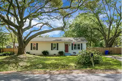1010 Bradford Avenue, Charleston, SC 29412 - Photo 1