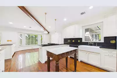 1039 Governors Road, Mount Pleasant, SC 29464 - Photo 6