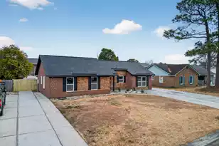 215 Horseshoe Dr, Goose Creek, SC 29445 - Photo 4