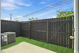 4633 Forest Hills Dr, North Charleston, SC 29418 - Photo 24
