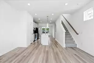 4633 Forest Hills Dr, North Charleston, SC 29418 - Photo 22