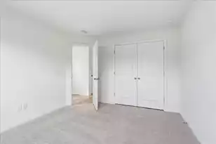 4633 Forest Hills Dr, North Charleston, SC 29418 - Photo 10